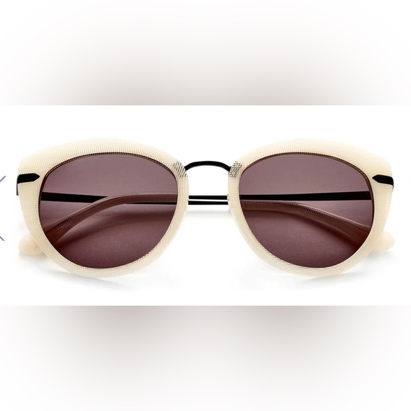 NIB GEMMA STYLES LET HER DANCE IN ANTIQUE - Picture 2 of 4